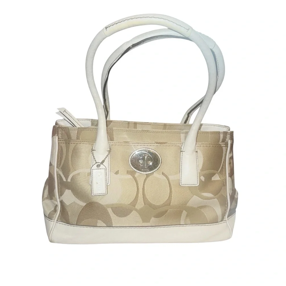 Coach Signature Hamptons Optic Madeleine Satchel Handbag‎ Purse